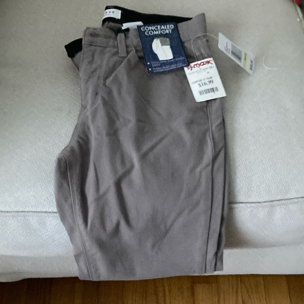 NWT Woman’s curve pants size 4/27 New from TJ Maxx
